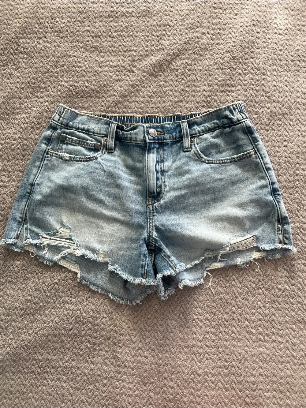 Aerie Low Rise Light Wash Blue Denim Stretch Waist Shorts Size Small